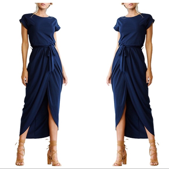 ✨HP✨ ✦ NWT Casual Beach Wrap Maxi Dress✦ - Picture 2 of 6